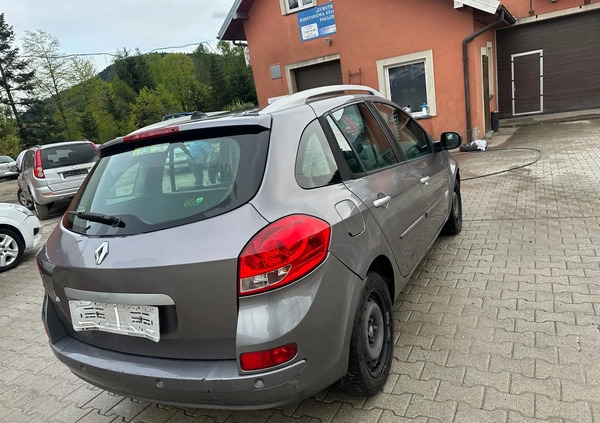 Renault Clio cena 5900 przebieg: 208000, rok produkcji 2010 z Zambrów małe 22